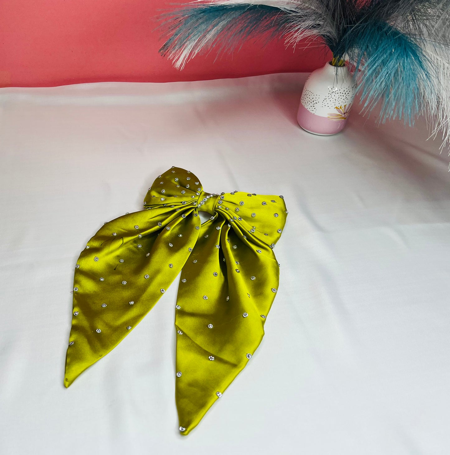 BEADED BOW CLIPS