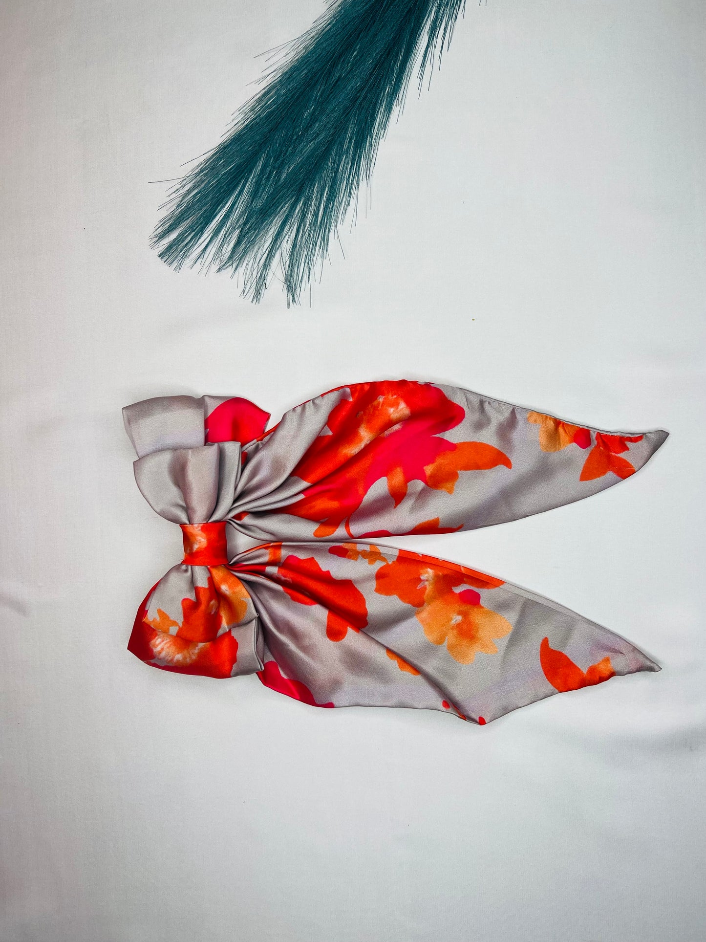 FLORAL BOW CLIP