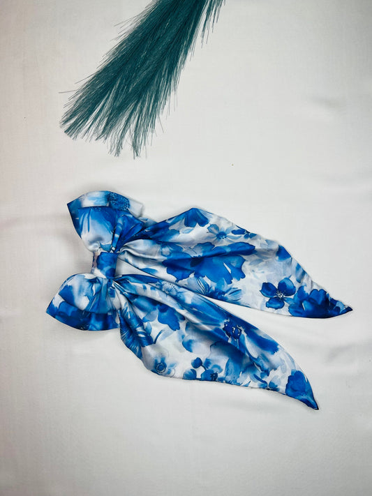 FLORAL BOW CLIP