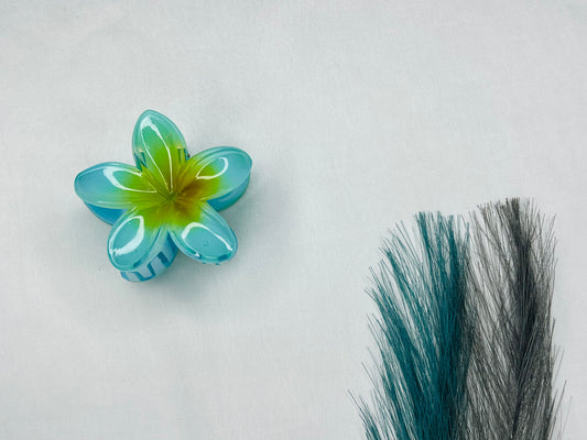 FLORAL HAIR CLIP